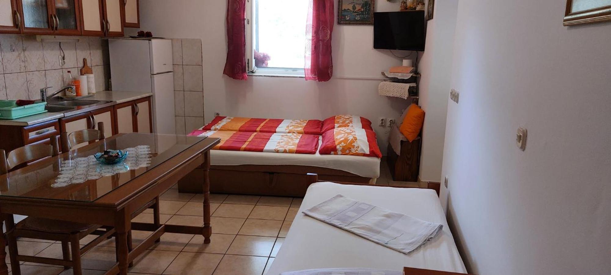 Apartments Cvitini Dvori Garjak Vrlika Buitenkant foto