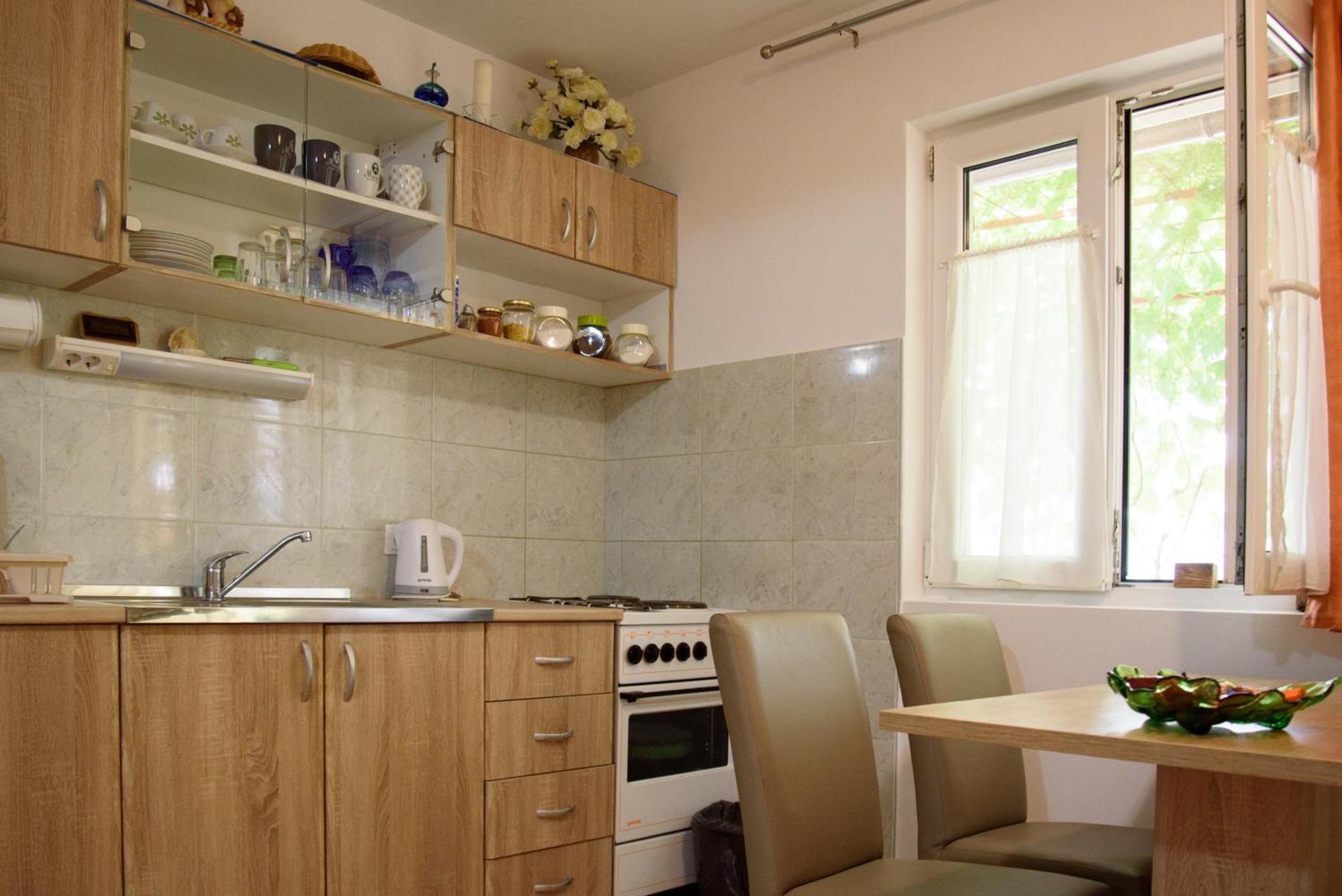 Apartments Cvitini Dvori Garjak Vrlika Buitenkant foto