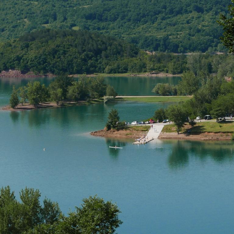 Apartments Cvitini Dvori Garjak Vrlika Buitenkant foto